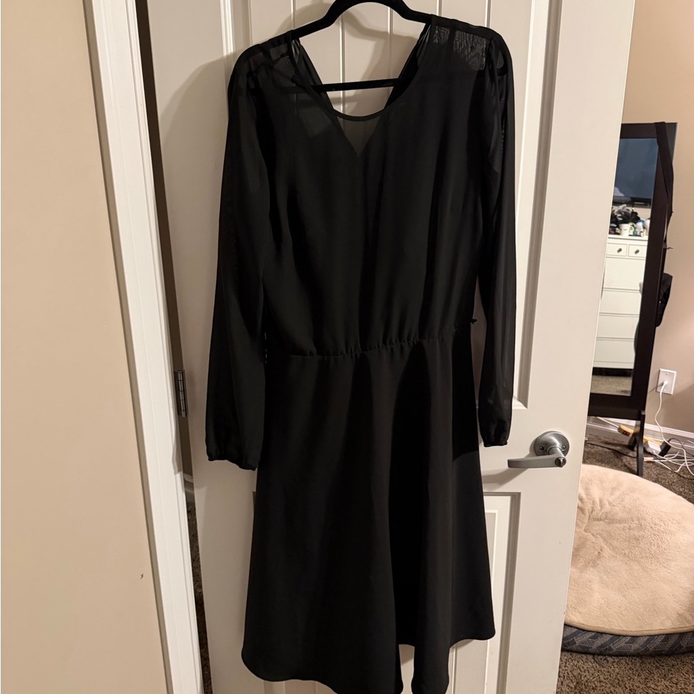 LTS Women's Black Long Sleeve V-Neck Dress